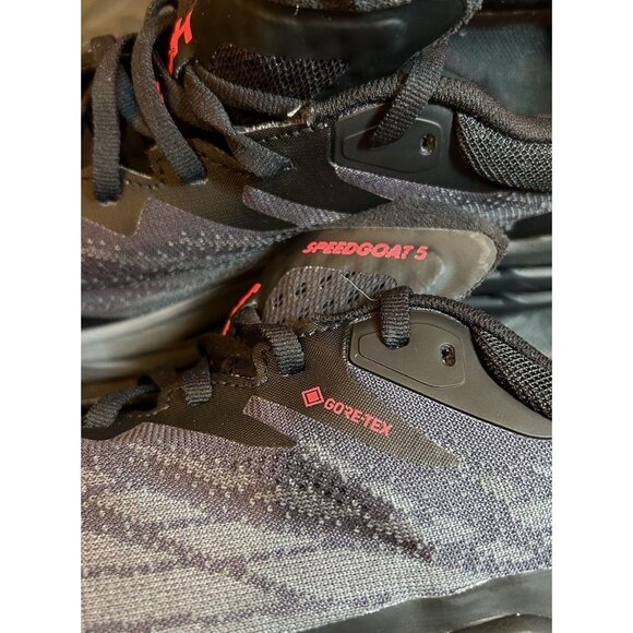 NEW Hoka One Speedgoat 5 GTX Trail Running Shoes GoreTex Women Size 10 Black Red - Picture 14 of 15